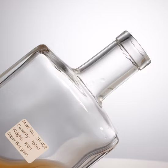 工場生産のビスポーク空スクエア ウォッカ ジン テキューリア ラム 700 ml ガラス酒ボトル 750 ml